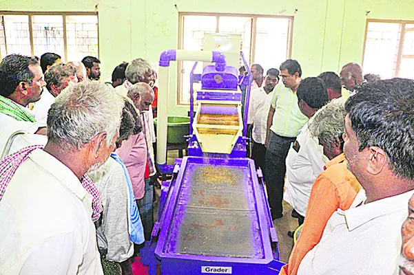 ప్రాసెసింగ్ యూనిట్లపై అవగాహన పెంచాలి
