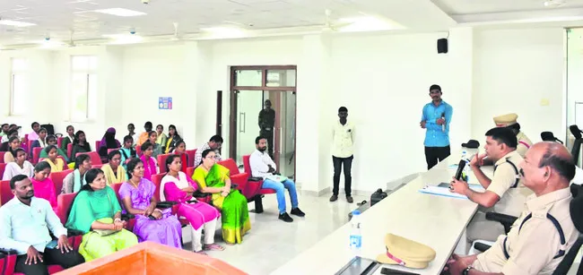 అమరవీరుల త్యాగం మరువలేనిది