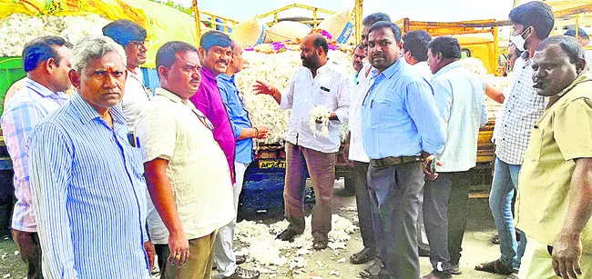 నేటి నుంచి సీసీఐ పత్తి కొనుగోళ్లు