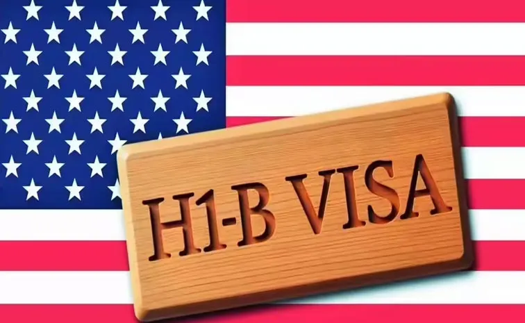 White House Karoline Leavitt Defends Visa Fee Hike