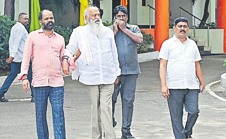 రేయ్‌ నా కొడకల్లారా.. జాగ్రత్త!