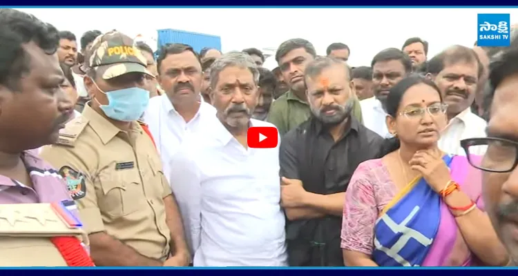 బాధితులను ప్రభుత్వం ఆదుకోవాలి కర్నూలు బస్సు ఘటనపై YSRCP నేతలు