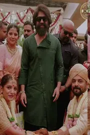 Yash attends KGF cinematographer Bhuvan Gowda and Nikitha wedding11