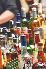 Telangana Excise Department Liquor Shops Applications Down1
