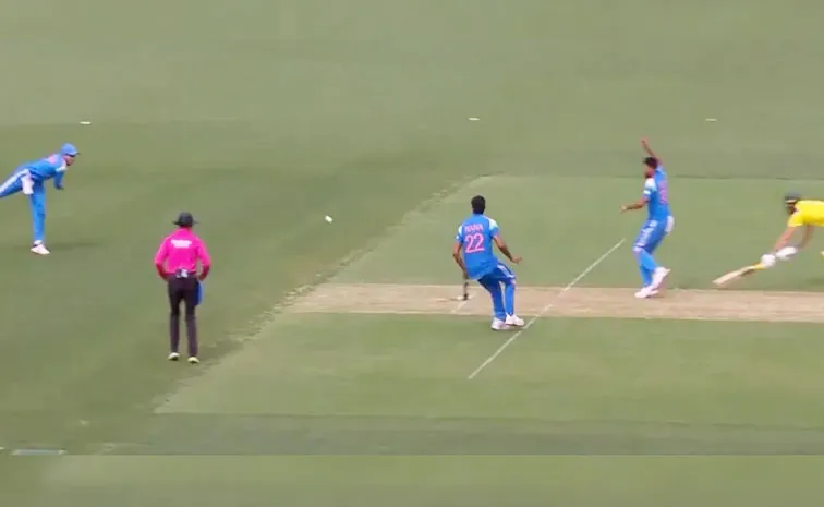 Had So Much Time: Gill Misses Easy Run Out vs Australia Ravi Shastri Stunned