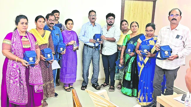 వైఎస్