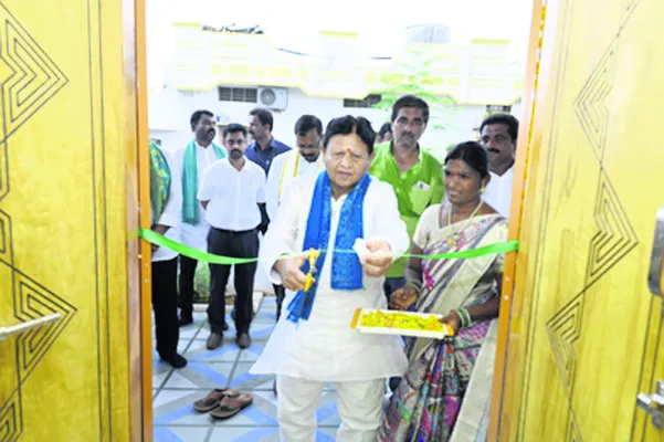 ‘ఇందిరమ్మ ఇళ్ల’కు పూర్తి సహకారం అందిస్తాం