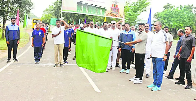 అమరవీరుల త్యాగాలే స్ఫూర్తి