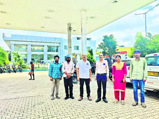 ఈవీ చార్జింగ్‌ స్టేషన్ల ఏర్పాటుకు స్థల పరిశీలన 