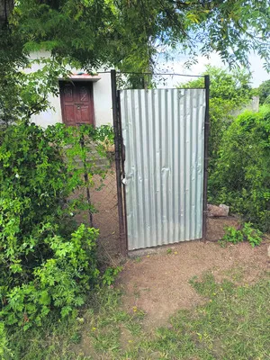 సమయపాలన పాటించని అంగన్వాడీ టీచర్లు