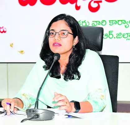 అధికారులు అప్రమత్తంగా ఉండాలి