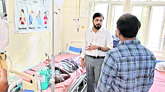గోడ కూలి మున్సిపల్ కూలీ మృతి