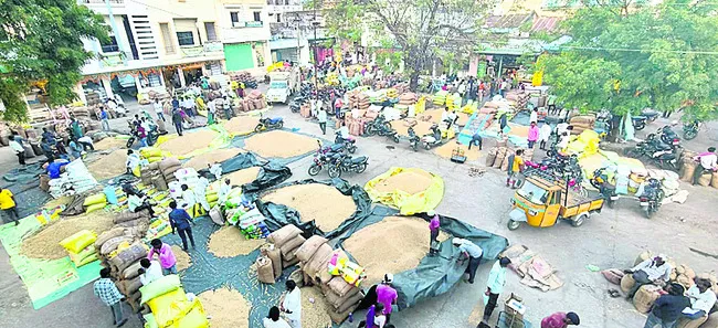 సోయా రైతు చిత్తు..!