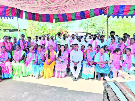 రానున్న ఎన్నికల్లో కాంగ్రెస్కు బుద్ధి చెప్పాలి