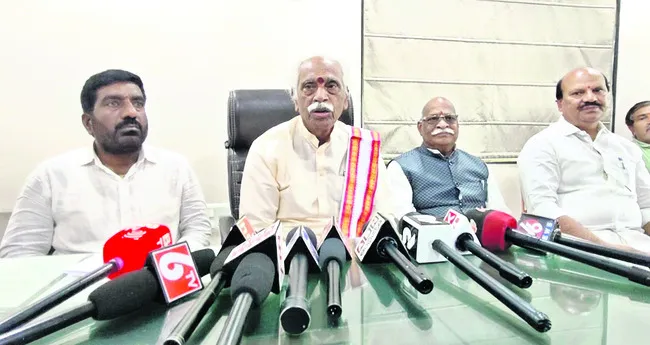 పార్లమెంట్లో చట్టం చేస్తేనే.. బీసీలకు 42 శాతం రిజర్వేష