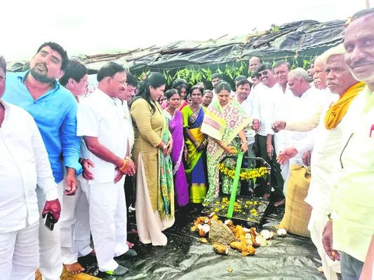 ప్రమాదాలు జరిగితేనే తనిఖీలు చేస్తారా?