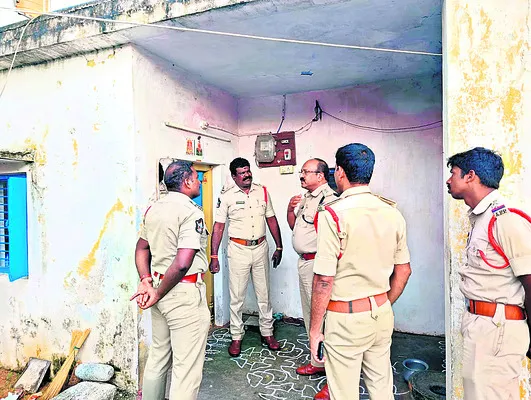 నాగలాపురంలో మహిళ హత్య