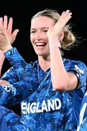 Women's CWC 2025: England Restricted New Zealand For 168 Runs7