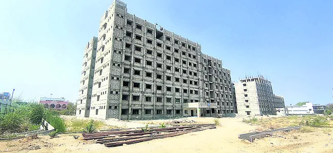 వైద్య కళాశాలకు మహర్దశ 