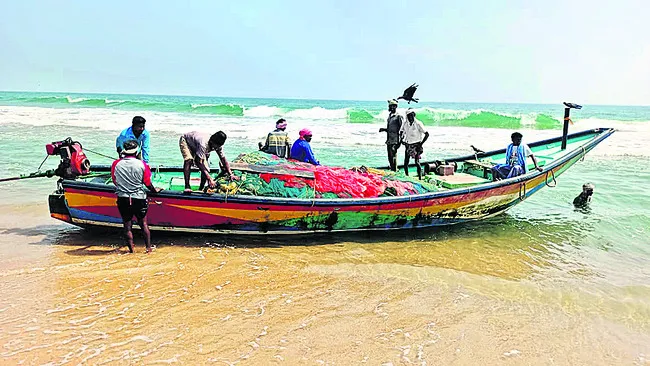 తీరప్రాంతంలో తస్మాత్..