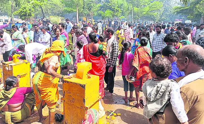 గజ్జలమ్మ ఆలయంలో భక్తుల రద్దీ