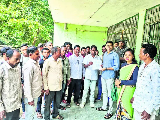 బడాసింహ్ను పంచాయతీగా గుర్తించాలి