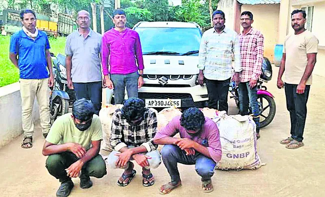 137 కిలోల గంజాయి స్వాధీనం
