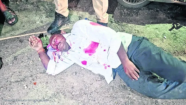 పిచ్చికుక్క దాడిలో  ఇద్దరికి గాయాలు