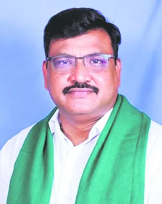 తుపాను ప్రభావిత ప్రాంతాల్లో రైతులు అప్రమత్తంగా ఉండాలి