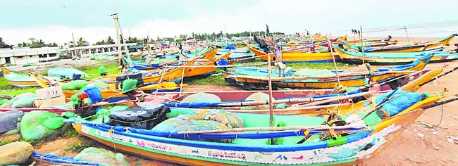 మత్స్యకారుల వలవిల