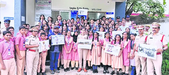 దేవరకొండ పోలీస్స్టేషన్  125 వసంతాల వేడుక