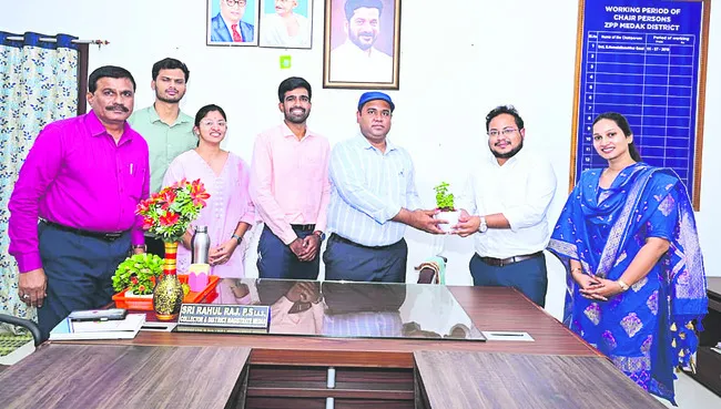 బాధ్యతగా విధులు నిర్వర్తించండి