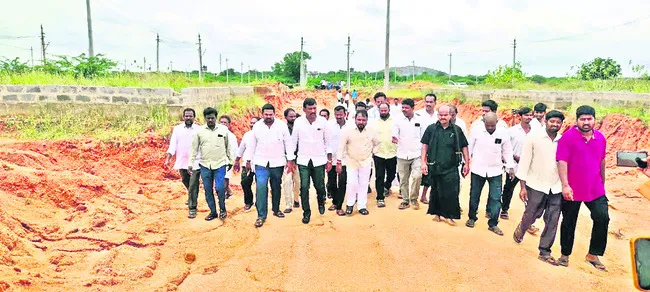 ఇబ్బంది పెట్టే ఎవరినీ వదలం 
