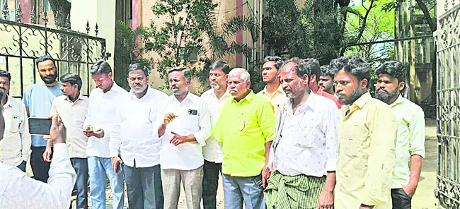 బాలింత మృతిపై ఆందోళన