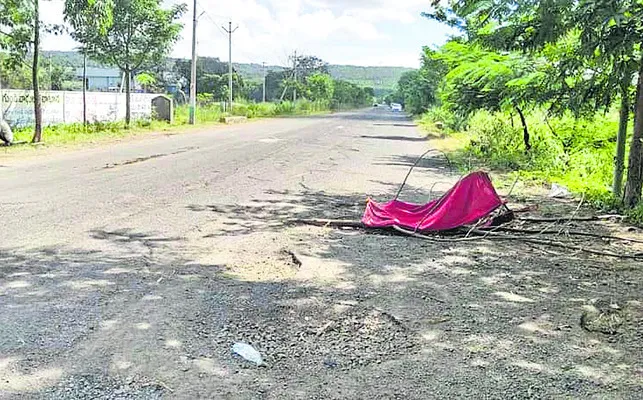 పట్టించుకోని అధికారులు