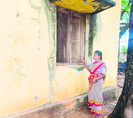 అంగన్వాడీ కేంద్రంలో చోరీ