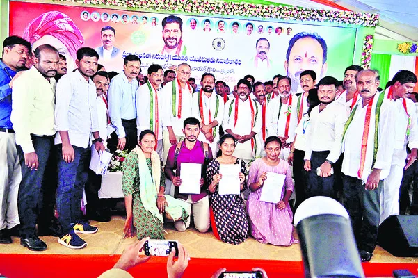 జాబ్మేళాలకు స్పందన
