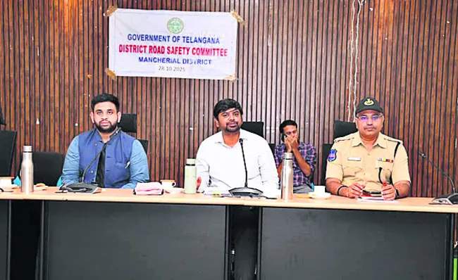రోడ్డు ప్రమాదాల నివారణకు చర్యలు చేపట్టాలి