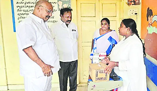 పునరావాస కేంద్రాల్లో సౌకర్యాలు కల్పించాలి