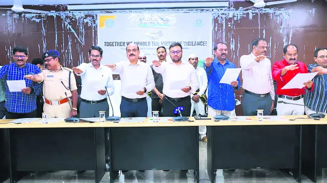 ప్రజలకు సుపరిపాలన  అందించాలి