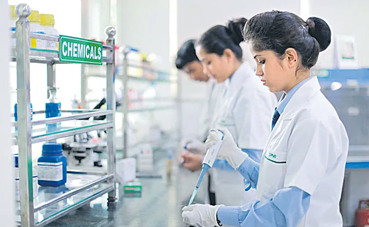 మల్టీపర్పస్ హెల్త్ అసిస్టెంట్లకు ‘సుప్రీం’ ఊరట