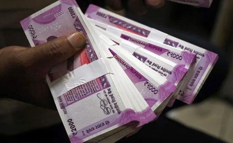 ఏసీబీ వలలో యాదగిరిగుట్ట ఆలయ విద్యుత్ శాఖ ఈఈ