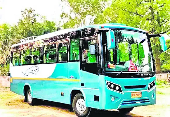 220 మినీ ఏసీ బస్సులు