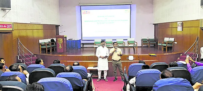 సొంత ఆదాయ వనరులతోనే గ్రామాభివృద్ధి