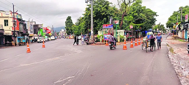 నిర్మానుష్యం..