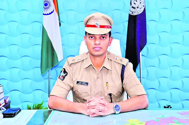 సైబర్ నేరగాళ్లతో జాగ్రత్త!