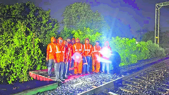 సమర్థంగా తుపాను భద్రత ఏర్పాట్లు