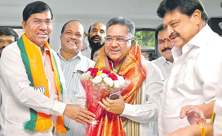 సమన్వయంతో పార్టీ పురోగతికి పాటుపడాలి