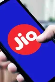 Reliance Jio Offers Free Google AI Pro Plan Worth Rs 35100 To Select Users1