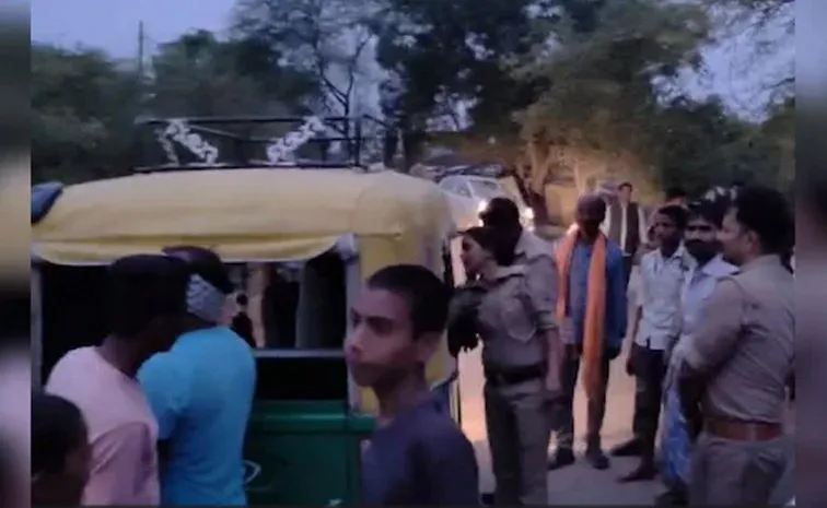 Lover Beaten To By Family, Woman Slits Her Throat, Uncle Stabs Himself